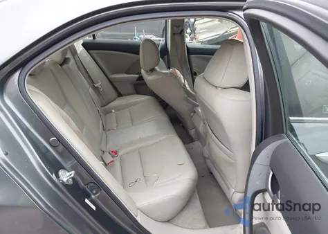 2010 Acura Tsx 2.4 z USA, uszkodzony, nr VIN JH4CU2F61AC040269